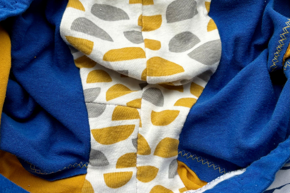 Constructies Blue Thigh: boxer briefs made from tshirts