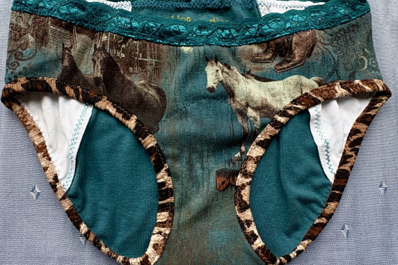 Cowgirl: medium size undies made from Tshirts Cowgirl: medium size undies made from Tshirts