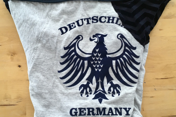 Germany: 32 inch waistband tshirt briefs