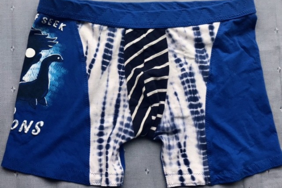 Hide and Seek: 35 inch waist medium large waistband tshirt briefs