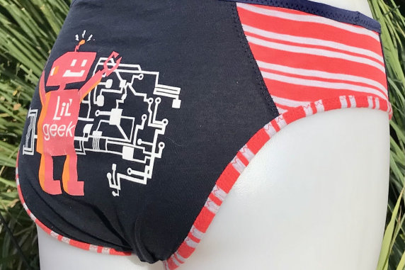 Lil' Geek: medium undies made from t shirts