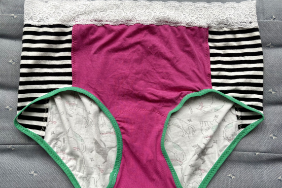 Ninja Kitty White Lace: large undies made from Tshirts