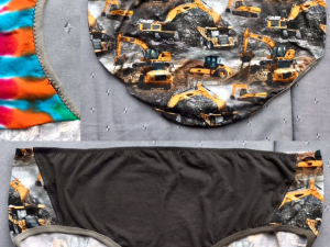 Constructies: really XL undies made from Tshirts